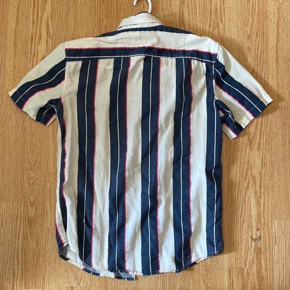 Button Up - Pull and Bear - Picture 2 of 2